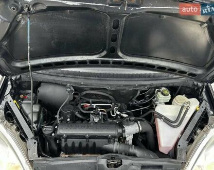 Черный Мерседес А класс, объемом двигателя 1.69 л и пробегом 276 тыс. км за 3850 $, фото 81 на Automoto.ua