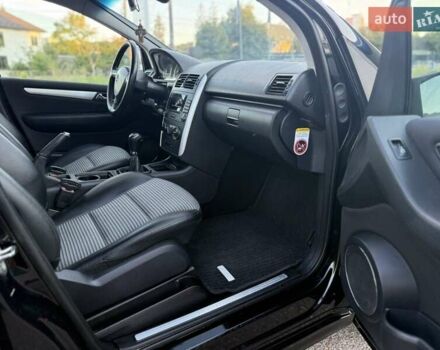 Чорний Мерседес А клас, об'ємом двигуна 1.5 л та пробігом 185 тис. км за 4700 $, фото 23 на Automoto.ua