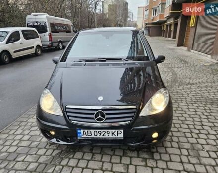 Черный Мерседес А класс, объемом двигателя 1.5 л и пробегом 280 тыс. км за 3600 $, фото 1 на Automoto.ua