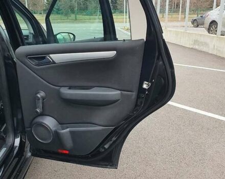 Черный Мерседес А класс, объемом двигателя 1.5 л и пробегом 223 тыс. км за 5650 $, фото 1 на Automoto.ua