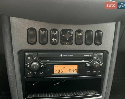 Черный Мерседес А класс, объемом двигателя 1.6 л и пробегом 79 тыс. км за 5950 $, фото 25 на Automoto.ua