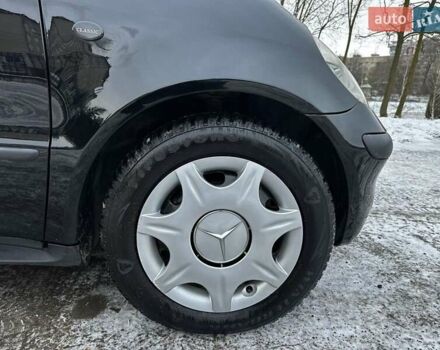 Черный Мерседес А класс, объемом двигателя 1.69 л и пробегом 276 тыс. км за 3850 $, фото 26 на Automoto.ua