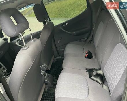 Черный Мерседес А класс, объемом двигателя 1.6 л и пробегом 79 тыс. км за 5950 $, фото 52 на Automoto.ua