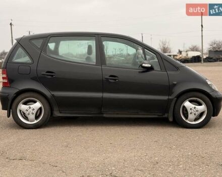 Черный Мерседес А класс, объемом двигателя 1.69 л и пробегом 250 тыс. км за 4800 $, фото 8 на Automoto.ua