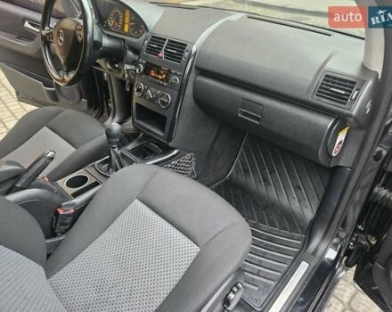 Черный Мерседес А класс, объемом двигателя 1.5 л и пробегом 280 тыс. км за 3600 $, фото 32 на Automoto.ua