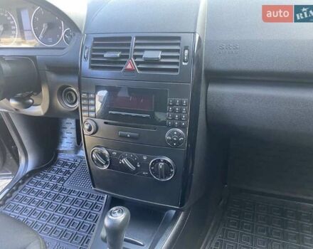 Черный Мерседес А класс, объемом двигателя 1.5 л и пробегом 193 тыс. км за 5300 $, фото 12 на Automoto.ua