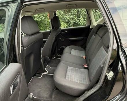 Черный Мерседес А класс, объемом двигателя 1.5 л и пробегом 175 тыс. км за 4900 $, фото 4 на Automoto.ua