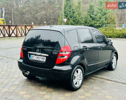 Черный Мерседес А класс, объемом двигателя 2 л и пробегом 365 тыс. км за 5350 $, фото 6 на Automoto.ua