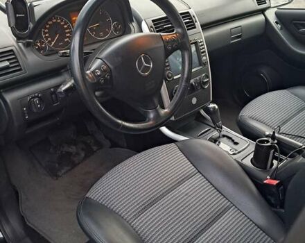 Черный Мерседес А класс, объемом двигателя 1.99 л и пробегом 220 тыс. км за 5500 $, фото 25 на Automoto.ua