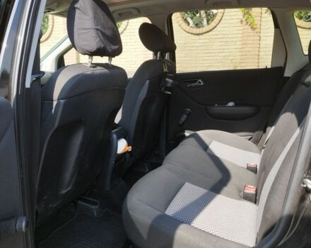 Мерседес А клас 2005 у Хмельницькому на Automoto.ua Чорний Мерседес А клас, об'ємом двигуна 1.5 л та пробігом 284 тис. км за 4500 $, фото 3 на Automoto.ua