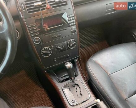 Черный Мерседес А класс, объемом двигателя 1.99 л и пробегом 276 тыс. км за 5490 $, фото 18 на Automoto.ua