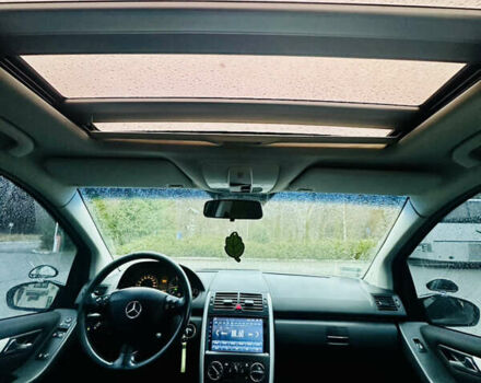 Черный Мерседес А класс, объемом двигателя 2 л и пробегом 365 тыс. км за 5350 $, фото 21 на Automoto.ua