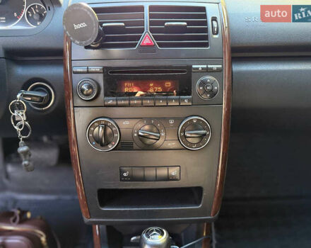 Черный Мерседес А класс, объемом двигателя 1.99 л и пробегом 271 тыс. км за 5299 $, фото 8 на Automoto.ua