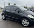 Черный Мерседес А класс, объемом двигателя 2 л и пробегом 350 тыс. км за 5600 $, фото 1 на Automoto.ua