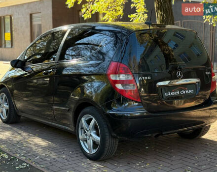 Черный Мерседес А класс, объемом двигателя 1.99 л и пробегом 271 тыс. км за 5299 $, фото 5 на Automoto.ua