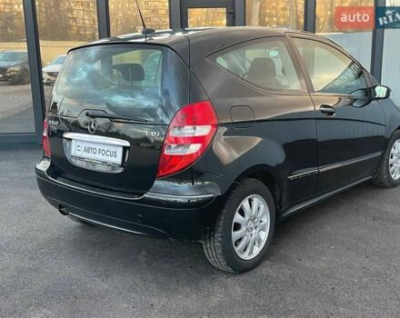 Черный Мерседес А класс, объемом двигателя 1.99 л и пробегом 276 тыс. км за 5490 $, фото 4 на Automoto.ua