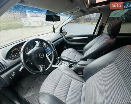 Черный Мерседес А класс, объемом двигателя 2 л и пробегом 365 тыс. км за 5350 $, фото 12 на Automoto.ua