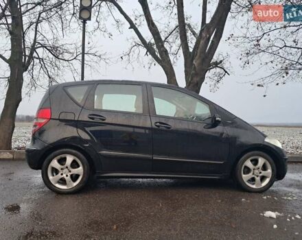 Черный Мерседес А класс, объемом двигателя 1.99 л и пробегом 220 тыс. км за 5500 $, фото 28 на Automoto.ua