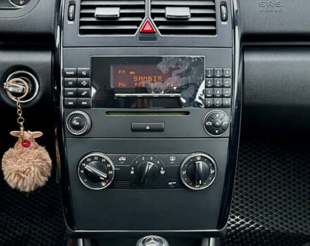 Чорний Мерседес А клас, об'ємом двигуна 1.5 л та пробігом 223 тис. км за 5362 $, фото 48 на Automoto.ua