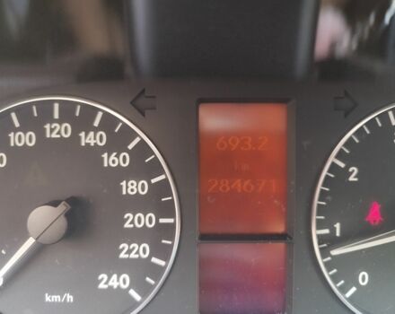 Мерседес А клас 2005 у Хмельницькому на Automoto.ua Чорний Мерседес А клас, об'ємом двигуна 1.5 л та пробігом 284 тис. км за 4500 $, фото 7 на Automoto.ua