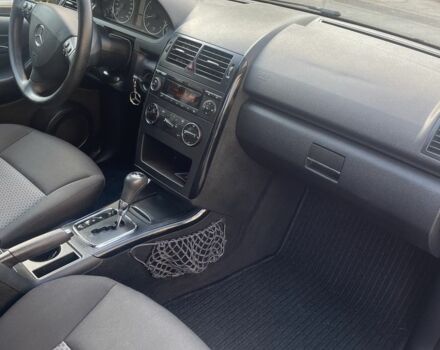 Мерседес А класс 2006 в Виннице на Automoto.ua Черный Мерседес А класс, объемом двигателя 1.5 л и пробегом 200 тыс. км за 5400 $, фото 4 на Automoto.ua