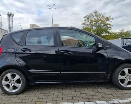 Мерседес А класс 2006 в Броварах на Automoto.ua Черный Мерседес А класс, объемом двигателя 2 л и пробегом 196 тыс. км за 6600 $, фото 1 на Automoto.ua