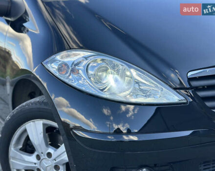 Мерседес А класс 2006 в Ивано-Франковске на Automoto.ua Черный Мерседес А класс, объемом двигателя 1.7 л и пробегом 267 тыс. км за 6200 $, фото 9 на Automoto.ua