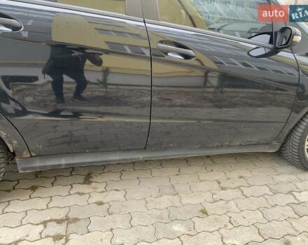 Черный Мерседес А класс, объемом двигателя 2 л и пробегом 340 тыс. км за 4000 $, фото 9 на Automoto.ua