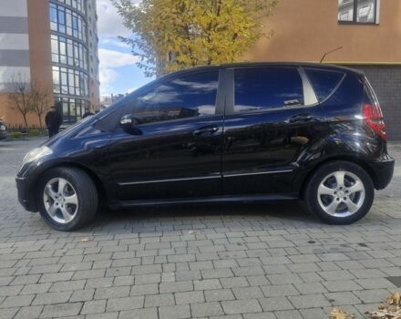 Мерседес А класс 2006 в Ивано-Франковске на Automoto.ua Черный Мерседес А класс, объемом двигателя 2 л и пробегом 280 тыс. км за 5600 $, фото 4 на Automoto.ua