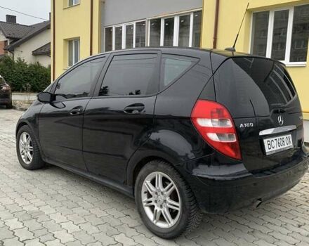 Черный Мерседес А класс, объемом двигателя 2 л и пробегом 340 тыс. км за 4000 $, фото 1 на Automoto.ua