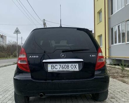 Черный Мерседес А класс, объемом двигателя 2 л и пробегом 340 тыс. км за 4000 $, фото 2 на Automoto.ua