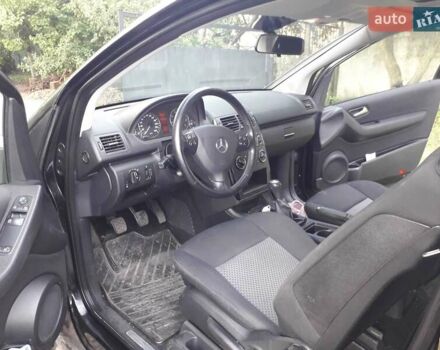 Черный Мерседес А класс, объемом двигателя 1.5 л и пробегом 190 тыс. км за 5350 $, фото 6 на Automoto.ua