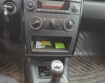 Черный Мерседес А класс, объемом двигателя 1.5 л и пробегом 190 тыс. км за 5350 $, фото 2 на Automoto.ua