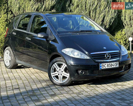 Чорний Мерседес А клас, об'ємом двигуна 2 л та пробігом 242 тис. км за 6500 $, фото 2 на Automoto.ua
