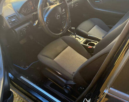 Чорний Мерседес А клас, об'ємом двигуна 1.5 л та пробігом 260 тис. км за 4200 $, фото 4 на Automoto.ua