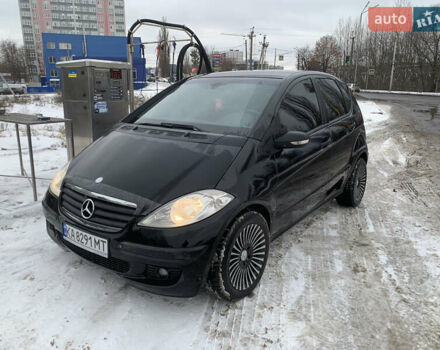 Черный Мерседес А класс, объемом двигателя 1.99 л и пробегом 220 тыс. км за 4850 $, фото 6 на Automoto.ua