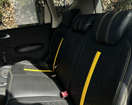 Черный Мерседес А класс, объемом двигателя 2.01 л и пробегом 213 тыс. км за 6400 $, фото 27 на Automoto.ua