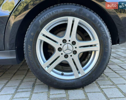 Чорний Мерседес А клас, об'ємом двигуна 2 л та пробігом 242 тис. км за 6500 $, фото 17 на Automoto.ua