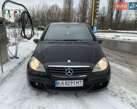 Черный Мерседес А класс, объемом двигателя 1.99 л и пробегом 220 тыс. км за 4850 $, фото 3 на Automoto.ua