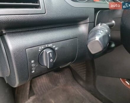 Черный Мерседес А класс, объемом двигателя 2 л и пробегом 189 тыс. км за 6200 $, фото 16 на Automoto.ua