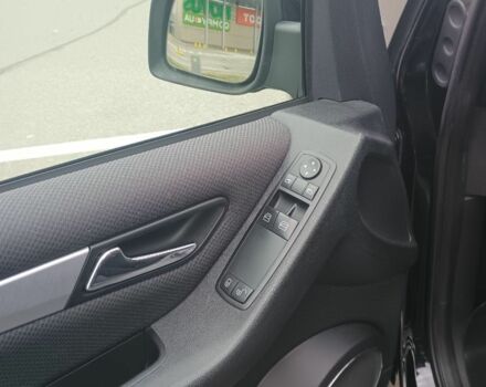 Черный Мерседес А класс, объемом двигателя 1.5 л и пробегом 210 тыс. км за 5850 $, фото 6 на Automoto.ua