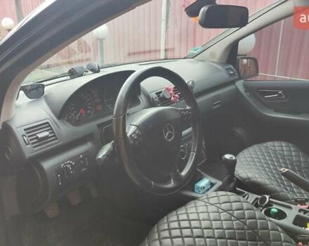 Черный Мерседес А класс, объемом двигателя 1.5 л и пробегом 163 тыс. км за 5950 $, фото 3 на Automoto.ua