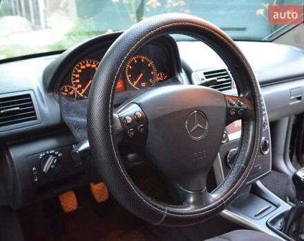 Черный Мерседес А класс, объемом двигателя 1.5 л и пробегом 207 тыс. км за 5600 $, фото 10 на Automoto.ua