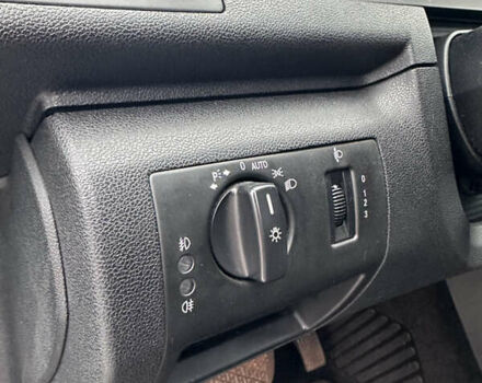 Черный Мерседес А класс, объемом двигателя 1.7 л и пробегом 262 тыс. км за 6800 $, фото 23 на Automoto.ua