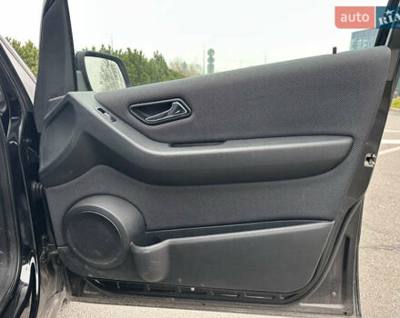 Черный Мерседес А класс, объемом двигателя 1.7 л и пробегом 262 тыс. км за 6800 $, фото 29 на Automoto.ua