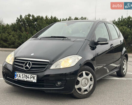 Черный Мерседес А класс, объемом двигателя 1.7 л и пробегом 262 тыс. км за 6800 $, фото 6 на Automoto.ua