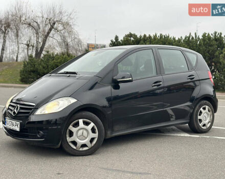 Черный Мерседес А класс, объемом двигателя 1.7 л и пробегом 262 тыс. км за 6800 $, фото 7 на Automoto.ua