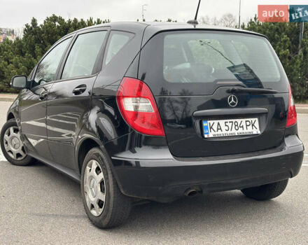 Черный Мерседес А класс, объемом двигателя 1.7 л и пробегом 262 тыс. км за 6800 $, фото 9 на Automoto.ua