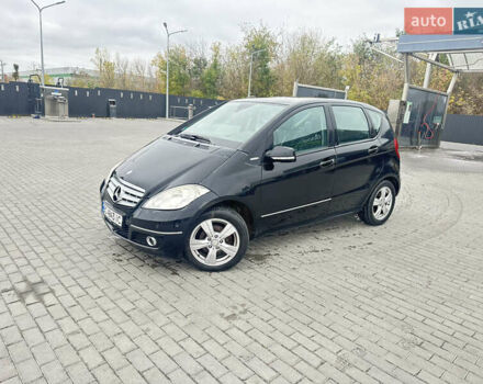 Черный Мерседес А класс, объемом двигателя 2 л и пробегом 250 тыс. км за 4400 $, фото 5 на Automoto.ua