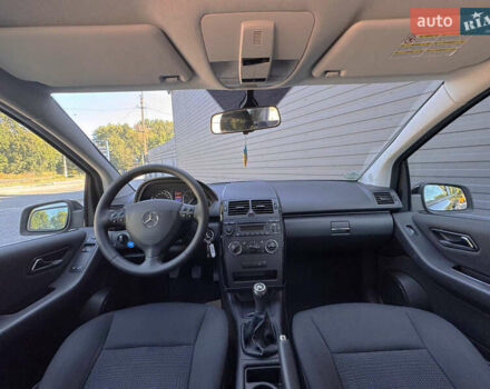Чорний Мерседес А клас, об'ємом двигуна 1.5 л та пробігом 200 тис. км за 6200 $, фото 5 на Automoto.ua